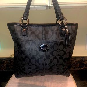 Coach Peyton Signature Shoulder Bag in Blk&Grey